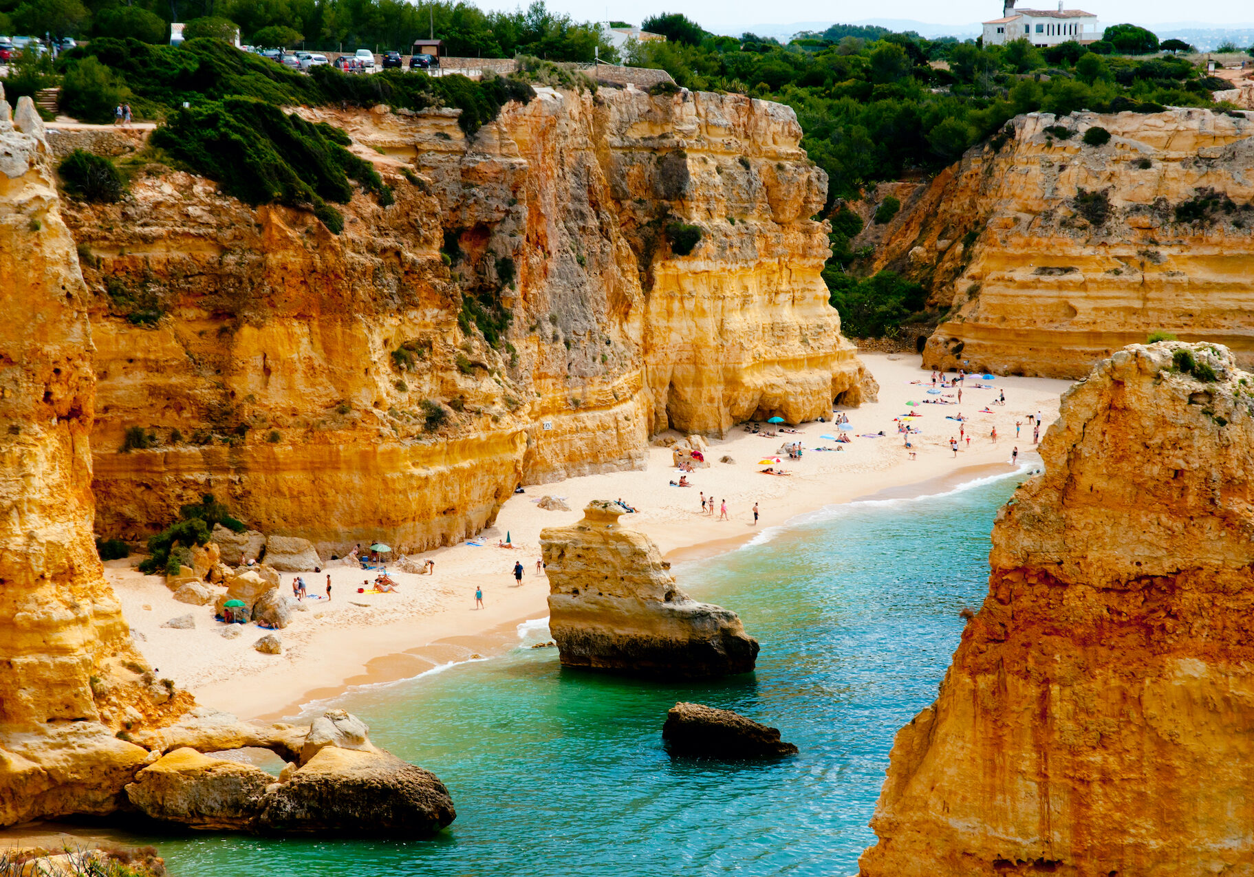 algarve_sandstone_beach